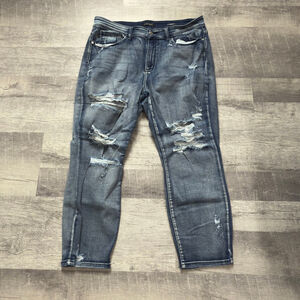 Women's Judy Blue Blue Distressed Boyfriend Jeans 20W SKU545